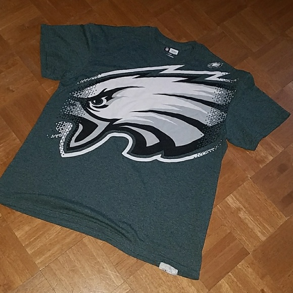Philly Eagles shirt - Picture 3 of 4